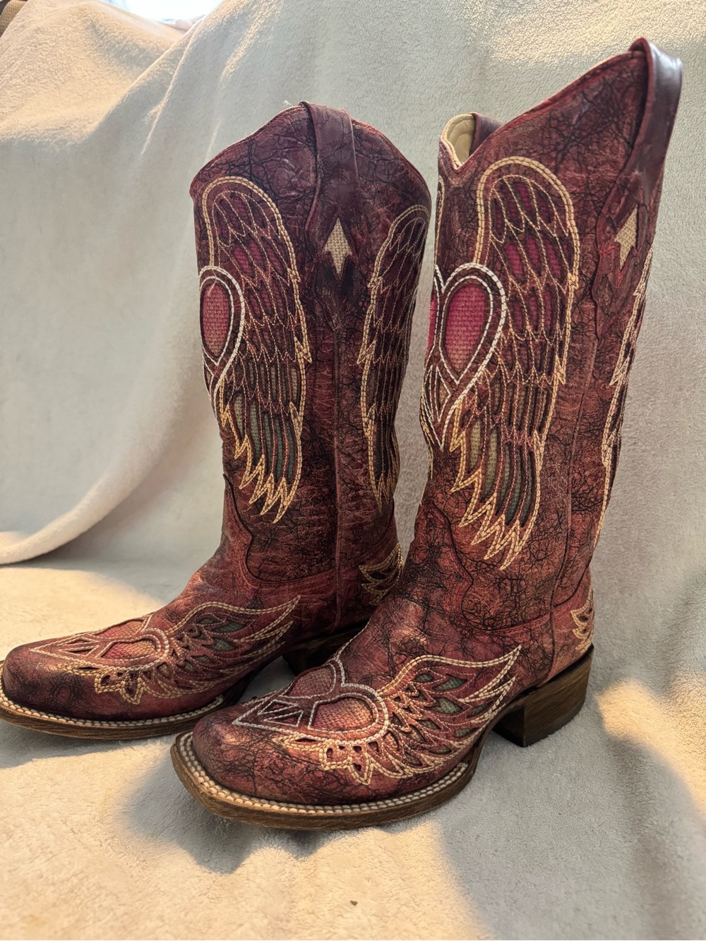 Corral Heart & Wings A3419 Embroidered Cowgirl boots